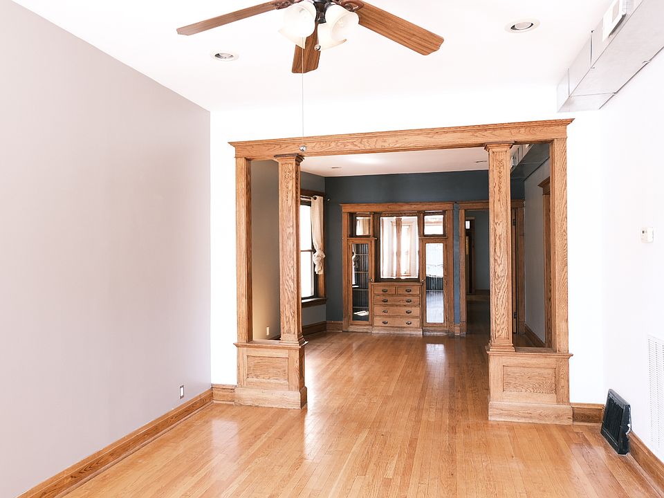 1st image of 2432 N Rockwell St #1