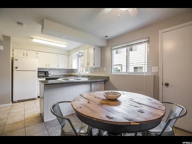 111 E Center St — Photo 4