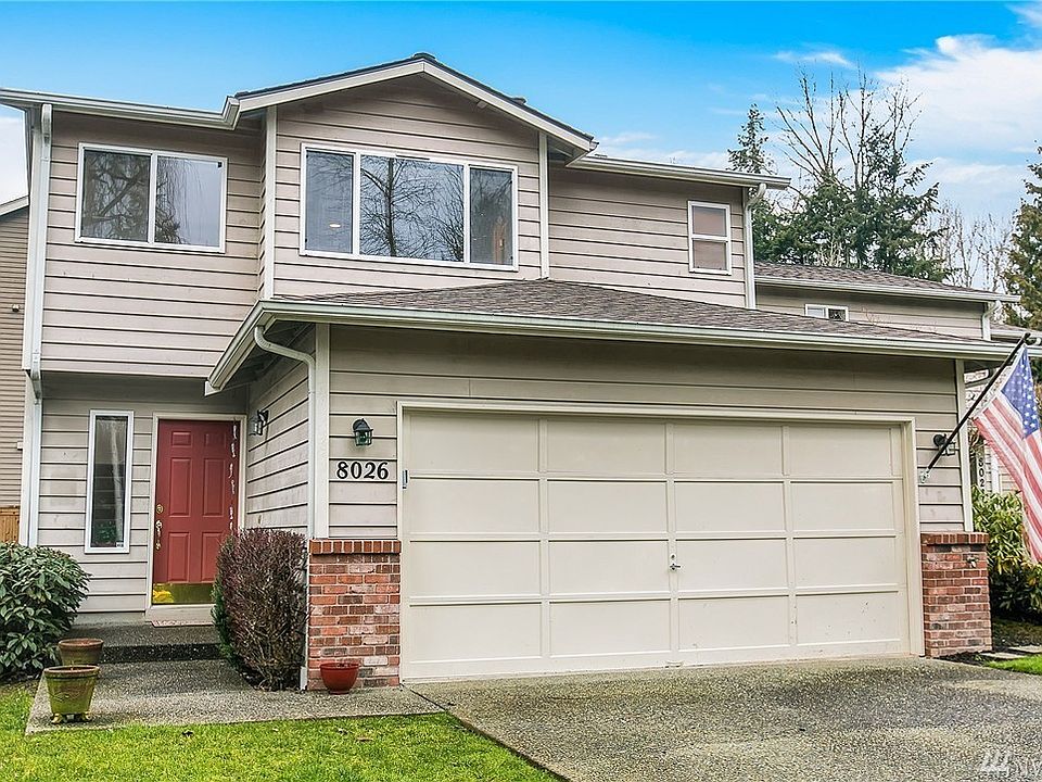 1st image of 8026 NE 178th Ln