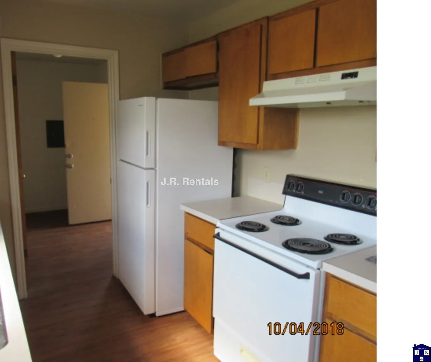 2 bed, 1.0 bath, 894 sqft, $1,000 — Photo 3