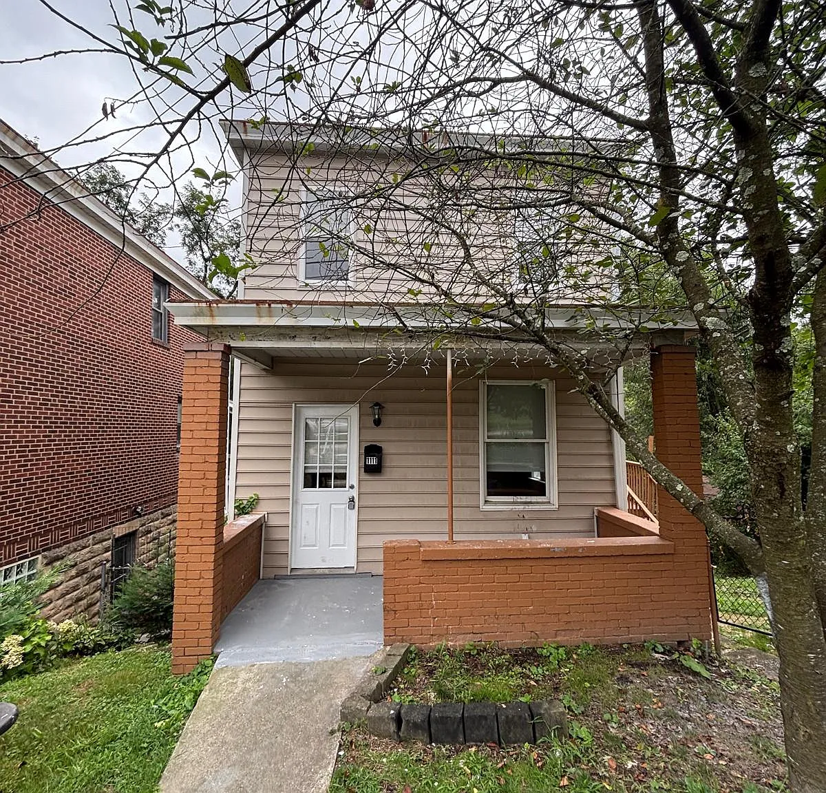 1111 Wingate St — Photo 4