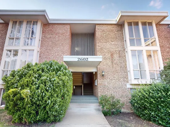 2602 Indian Dr #2D-72, Alexandria, VA 22303