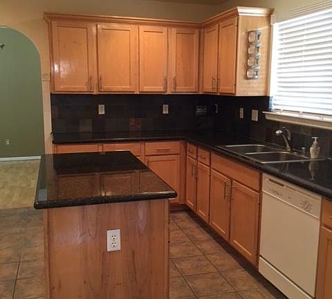 4th image of 7284 Luz De Ciudad Ct