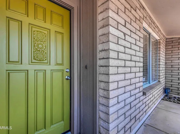 914 W Loughlin Drive, Chandler, AZ 85225