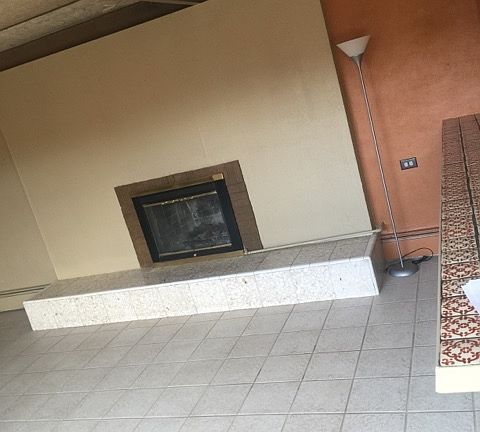 3rd image of 1300 W 17th Ln
