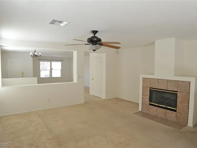 8228 Corset Creek St — Photo 4