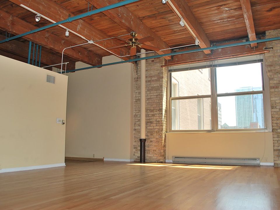1st image of 540 N Lake Shore Dr APT 509