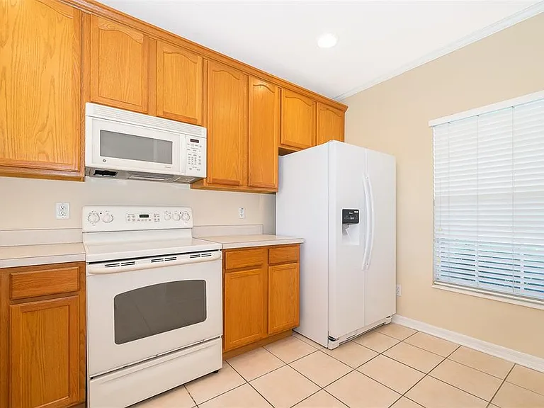 3383 Wilshire Way Rd — Photo 7