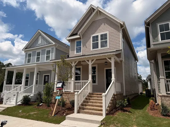 1560 Piney Falls Dr, Wendell, NC 27591