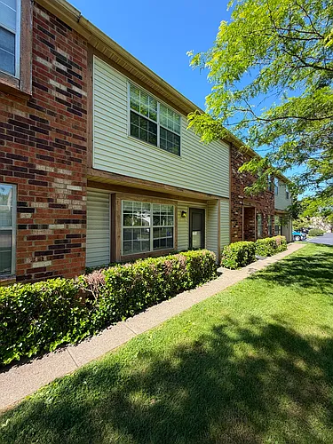 1762 Queensbridge Dr #1 Photo 1