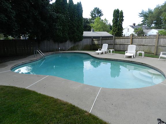 gunite pool
