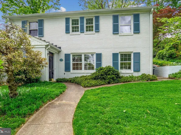 4910 Flint Dr, Bethesda, MD 20816