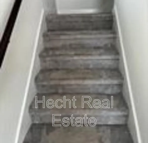 605 W South St #111 — Photo 13