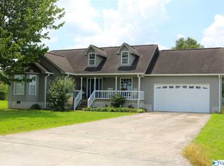 264 Leonard Rd, Guntersville, AL 35976