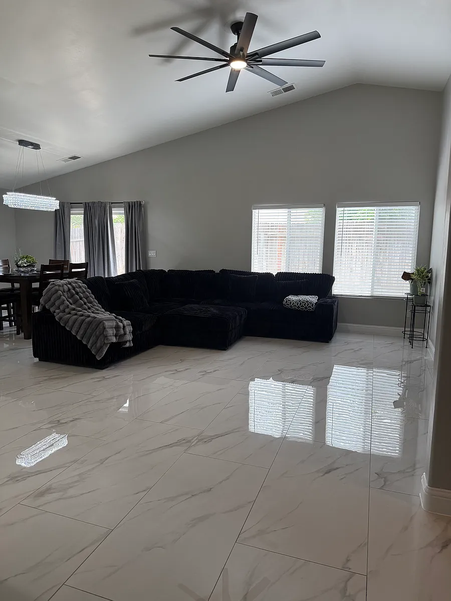 Building Photo - 11017 Tipperary Dr