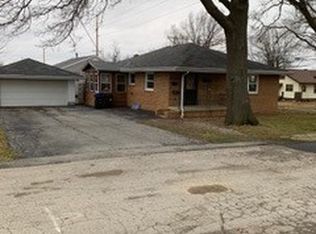 1310 Cottage Ave, Bloomington, IL 61701