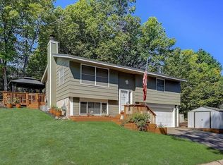 3219 Warner Ln, Mound, MN 55364