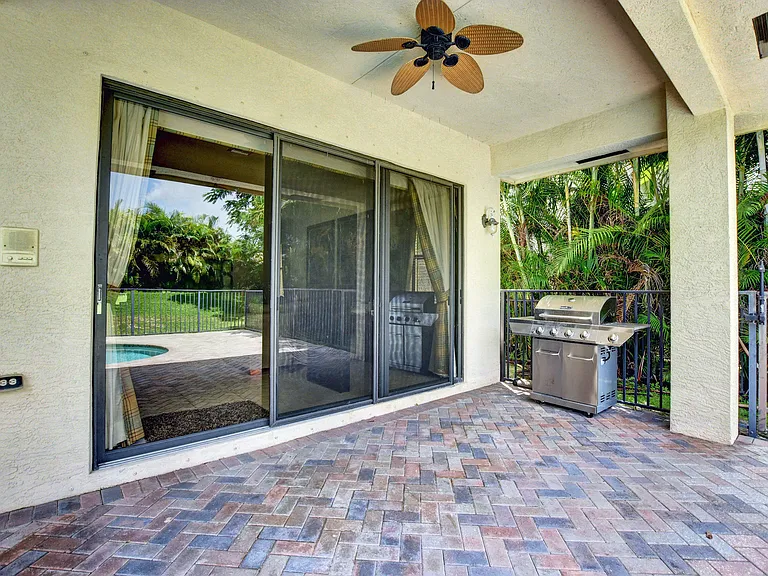 3424 Collonade Dr — Photo 26