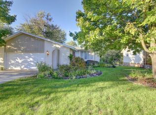 110 Bell Ave, Monticello, IL 61856
