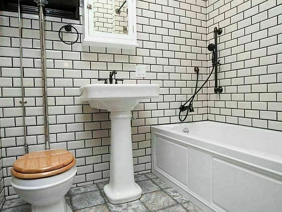 5th image of 236 Meserole St #F2