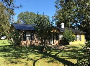 626 Jefferson Rd, Camden, AL 36726