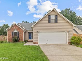 109 Dunhill Ct, Jacksonville, NC 28546