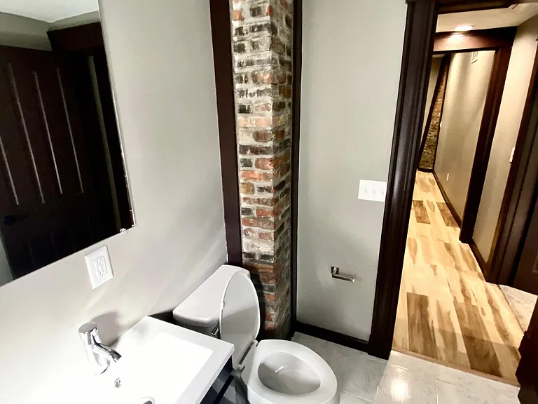 Bath 2 second floor