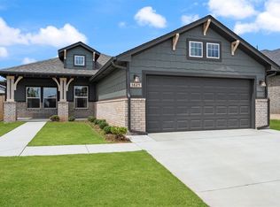 3825 NW 176th St, Edmond, OK 73012