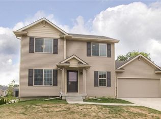 2461 E Kenyon Ave, Des Moines, IA 50320