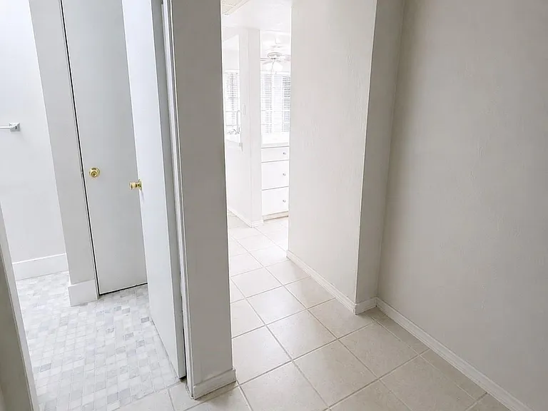 5343 Richmond Ave #11 — Photo 12