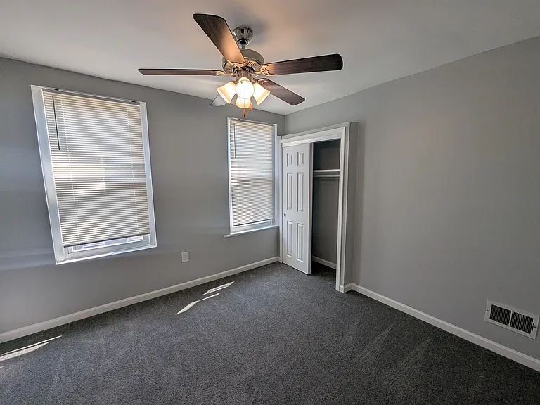 2217 Cross St — Photo 4