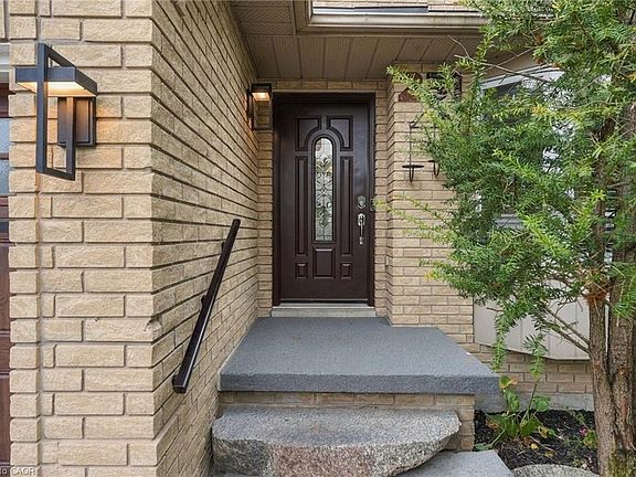 2nd image of 231 Parkside Dr