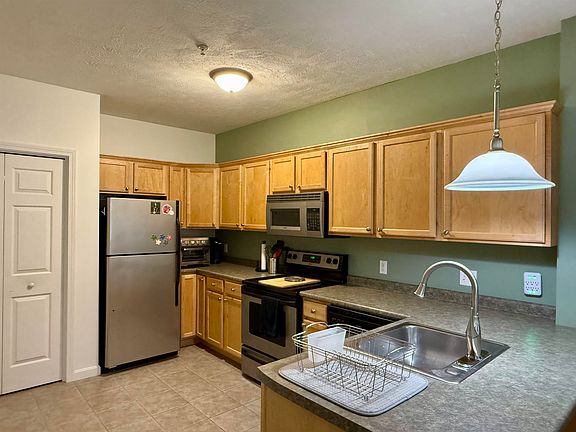 5th image of 10 Kellogg Road #113