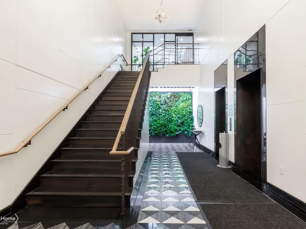 200 East 21st Street image 35 of 48