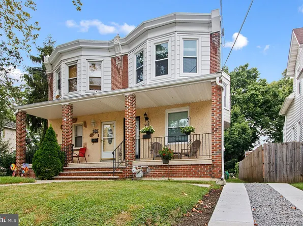 913 Bartram Ave, Collingdale, PA 19023