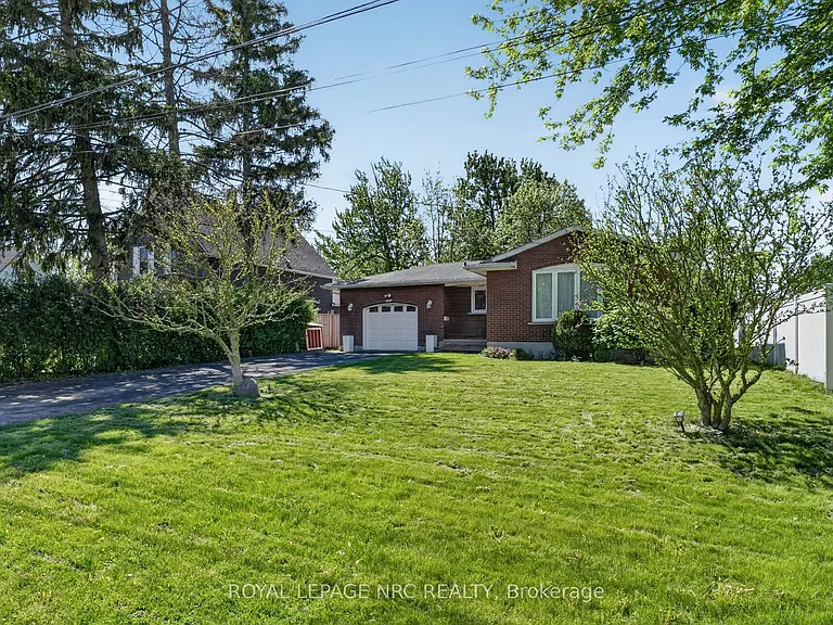 268 Henrietta St — Photo 5