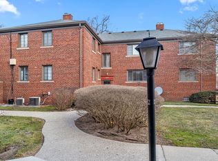 1425 S Telegraph Rd APT 15, Dearborn, MI 48124