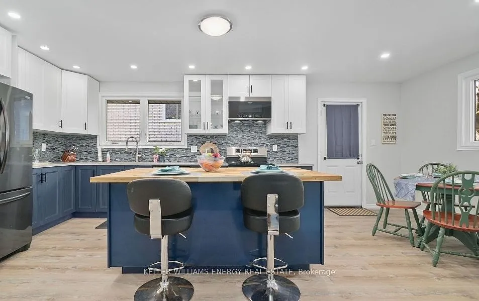 4 bed, $2,750 — Photo 4