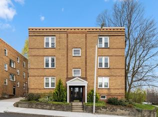 3 William St APT 4, Worcester, MA 01609