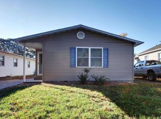 2022 Monroe St, Quincy, IL 62301