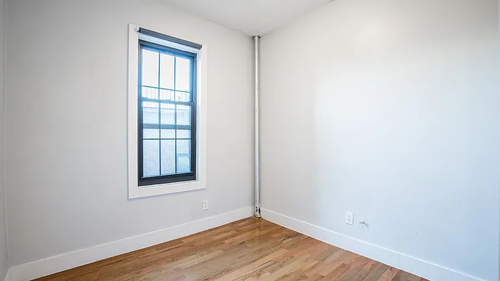 Rented by Nooklyn NYC LLC | media 14