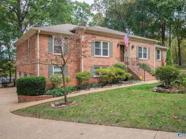 1307 Huntsville Hills Dr SE, Huntsville, AL 35802