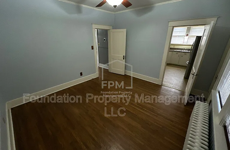 954 Sheridan St — Photo 12