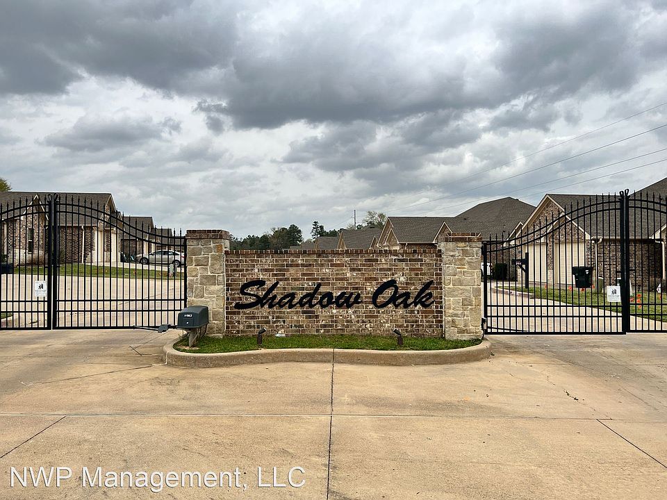 1st image of 9201 Shadow Oak Dr