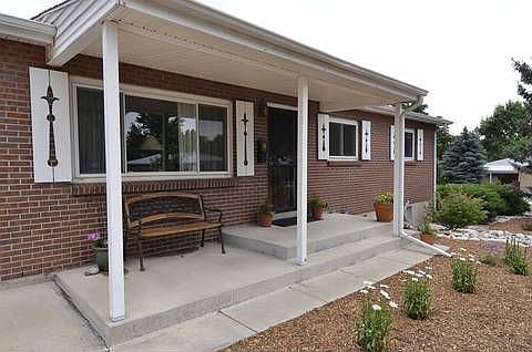 12211_w_louisiana_ave_MLS_HID673472_ROOMfrontporch