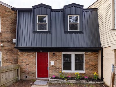 627 Red Horse Ln, Virginia Beach, VA, 23462