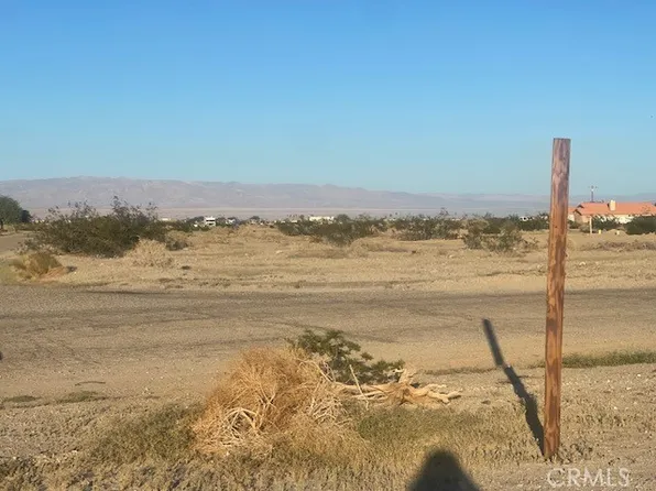 2678 Sea Port Ave, Thermal, CA 92274