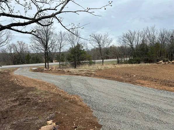 13674 State Highway 9 E, Eufaula, OK 74432