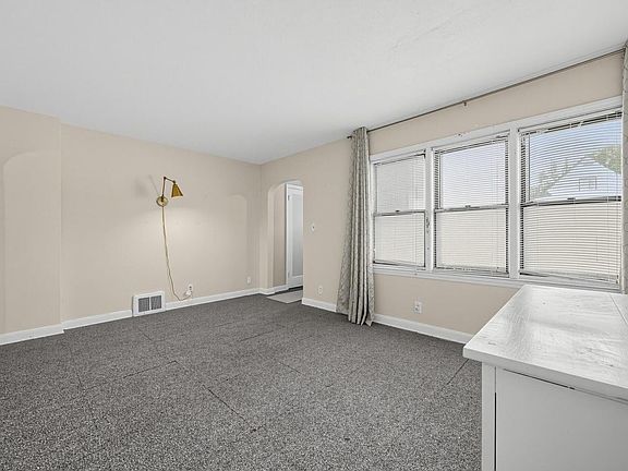 5th image of 1636 Manitoba AVENUE