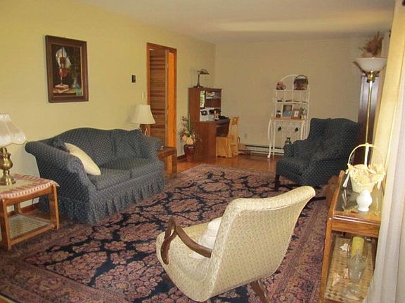 4th image of 705 Northview Dr